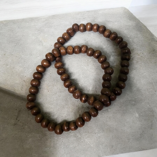 Set of brown beaded bracelets