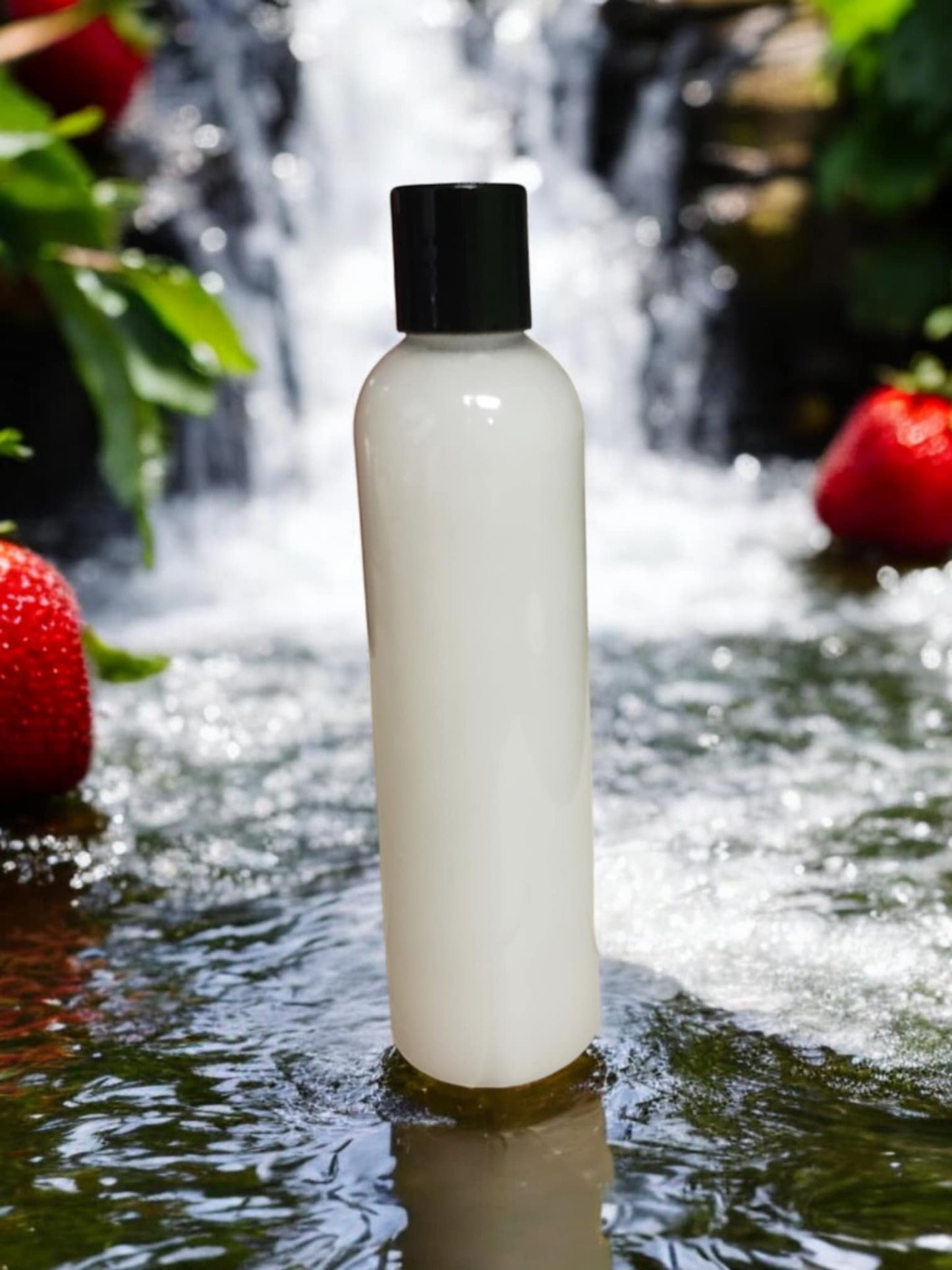 Strawberry Body Wash (9oz)